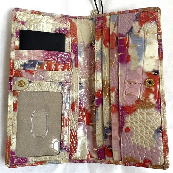 đNWT! RARE Brahmin Melbourne Ady Croc Embossed Leather Slim Wallet FIESTA!!! - Picture 2 of 12